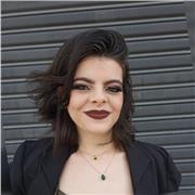 Professora particular de História, Sociologia e Filosofia